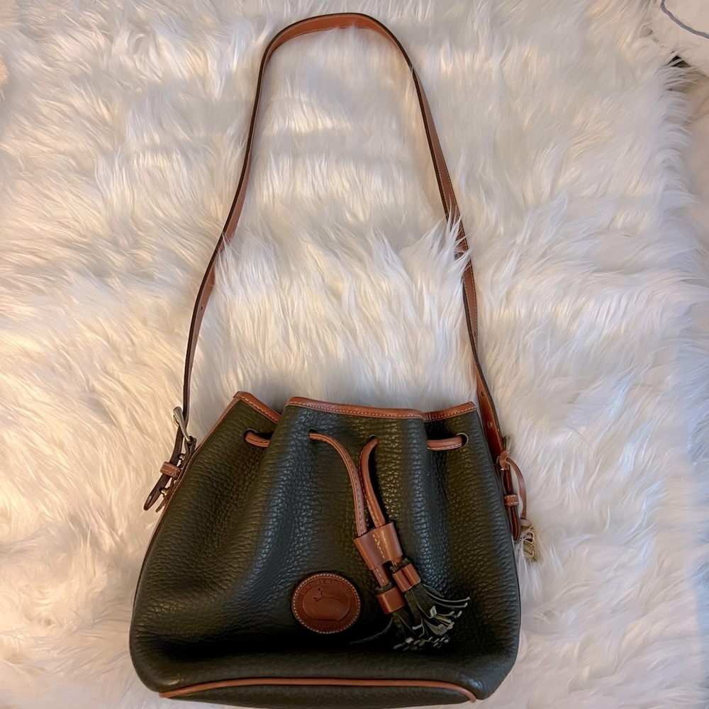 Vintage Dooney and Bourke Bucket Bag